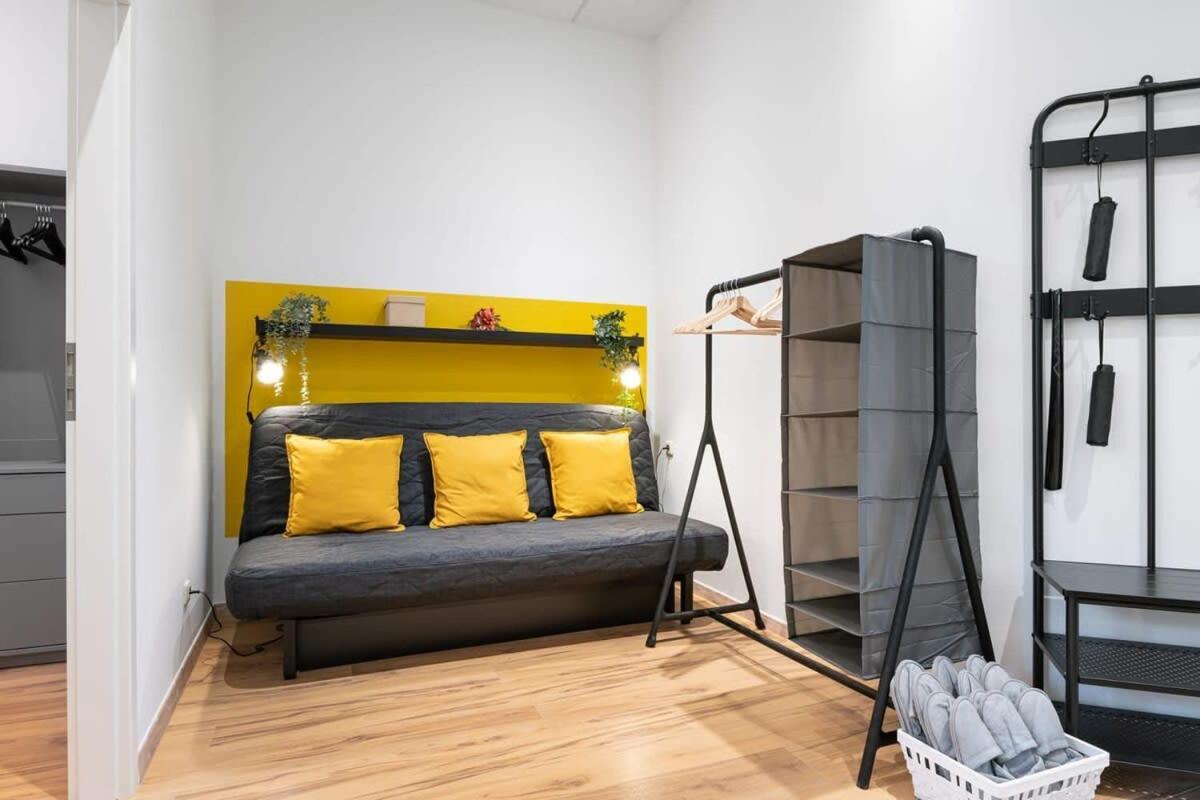 Big Near Rotkreuzplatz With 3 Bedroom For 12 Pax Apartment