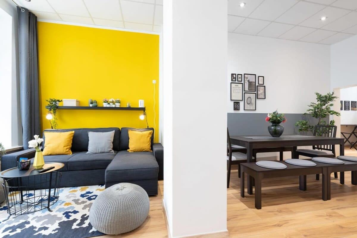 Big Near Rotkreuzplatz With 3 Bedroom For 12 Pax Monaco di Baviera