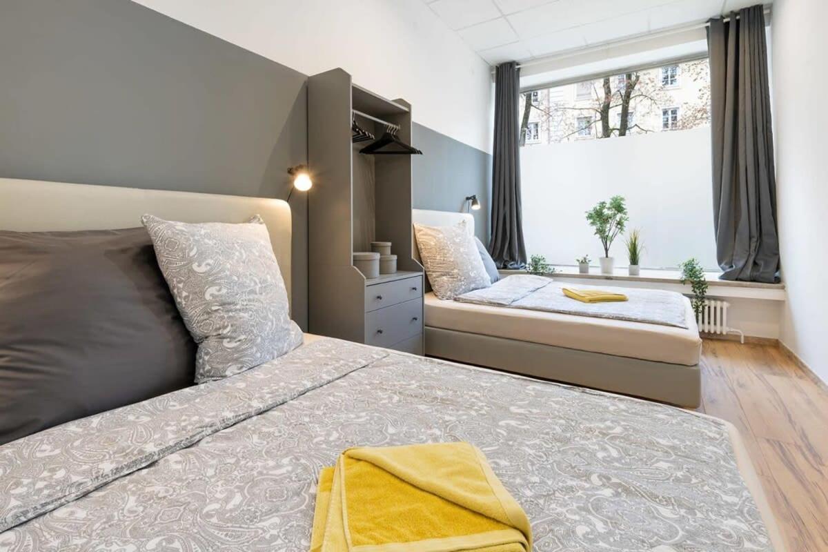 Big Near Rotkreuzplatz With 3 Bedroom For 12 Pax Apartment *