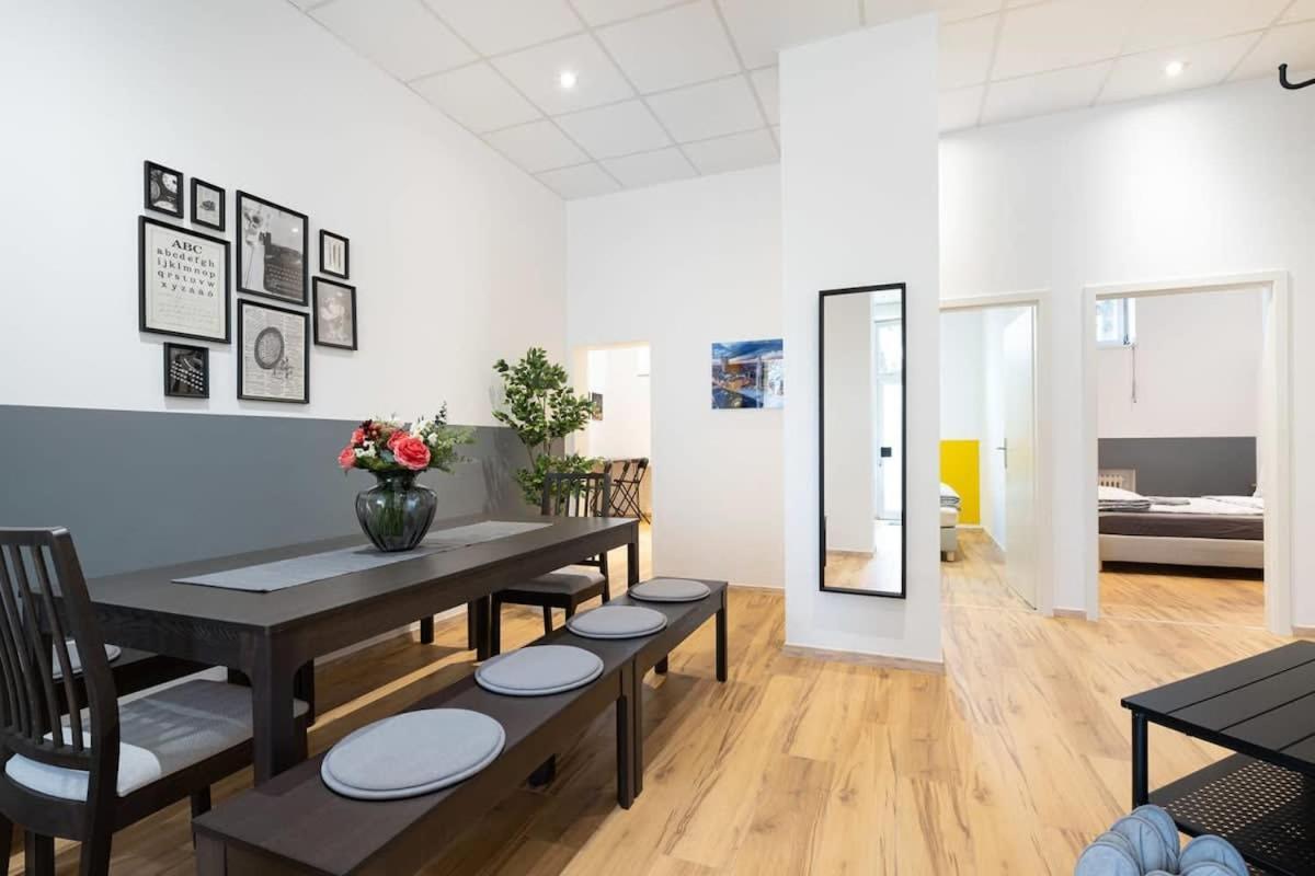 Big Near Rotkreuzplatz With 3 Bedroom For 12 Pax Apartment München